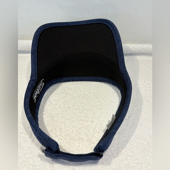 Titleist Women’s Navy Blue Performance Golf Sun Visor - Picture 9 of 12